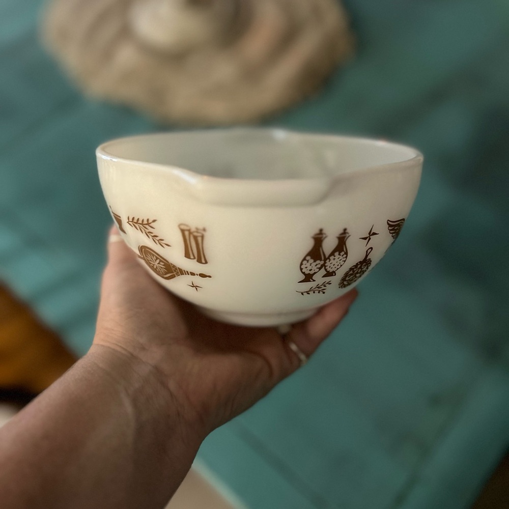 1960’s Pyrex mixing bowl Early American Pattern 1.5 Pt Colonial Cinderella - Picture 8 of 9